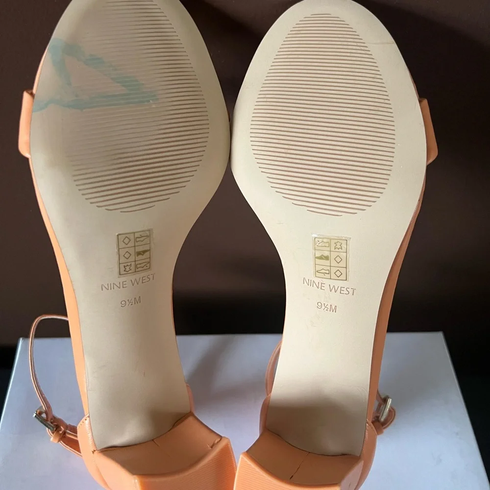 NINE WEST Women's Pruce Heeled Sandal Sz 9.5 M